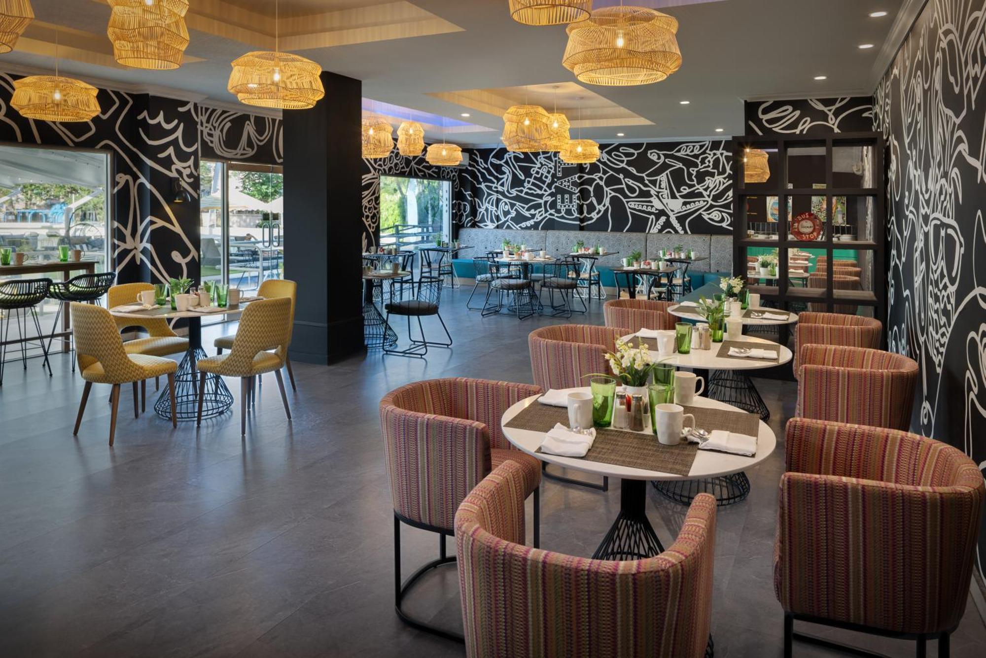 The Rockley By Ocean Hotels - Breakfast Included Bridgetown Bagian luar foto
