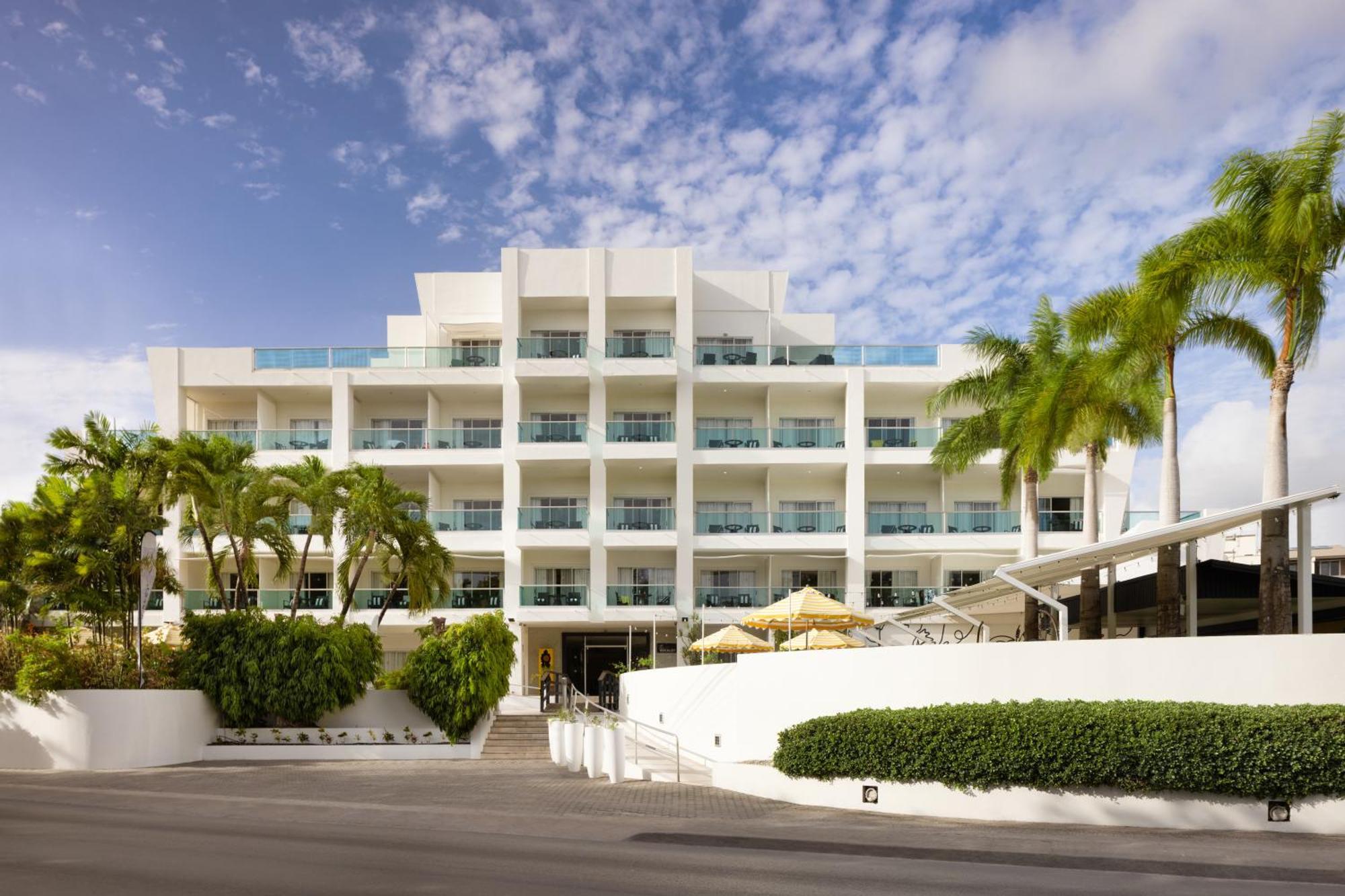 The Rockley By Ocean Hotels - Breakfast Included Bridgetown Bagian luar foto
