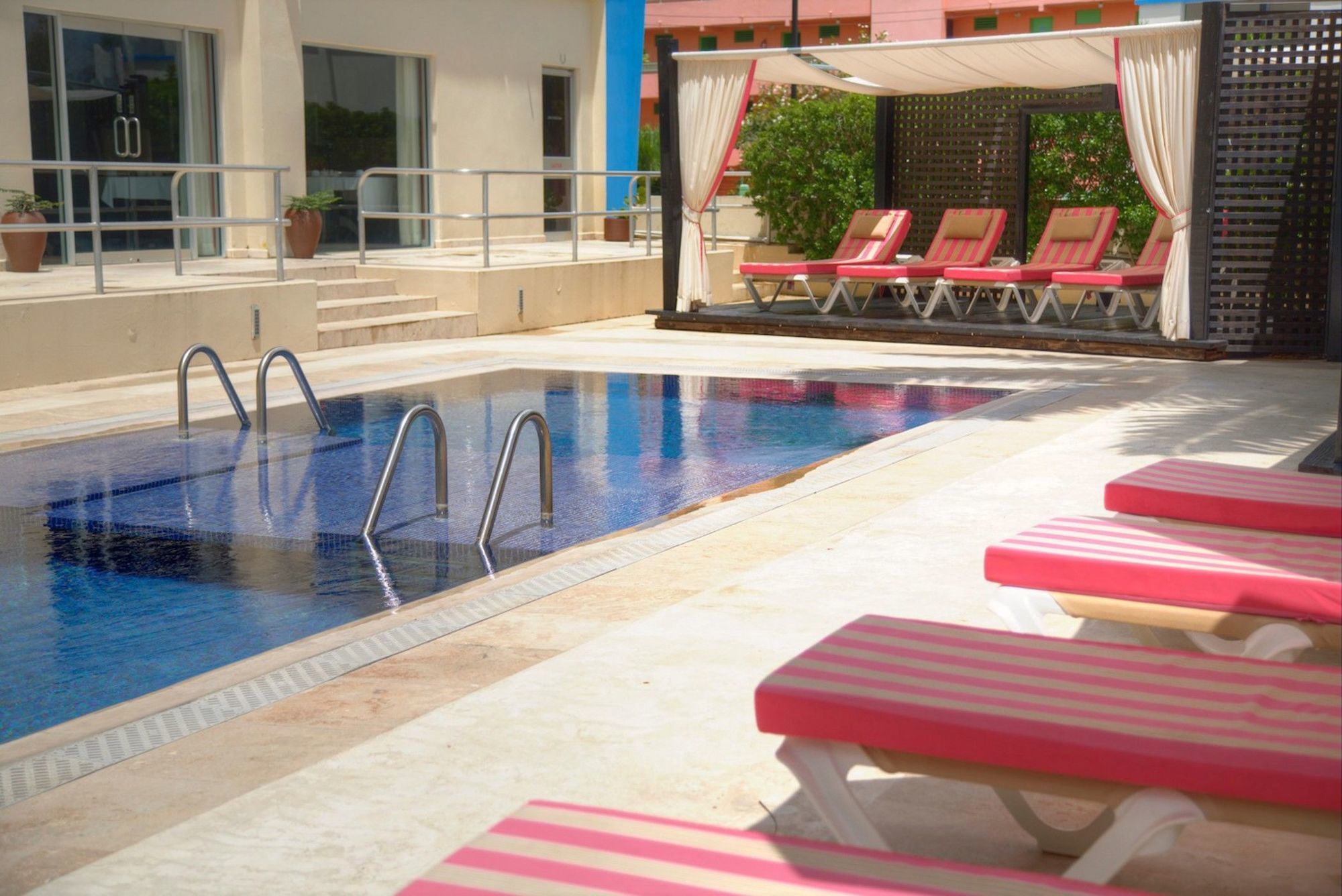 The Rockley By Ocean Hotels - Breakfast Included Bridgetown Bagian luar foto